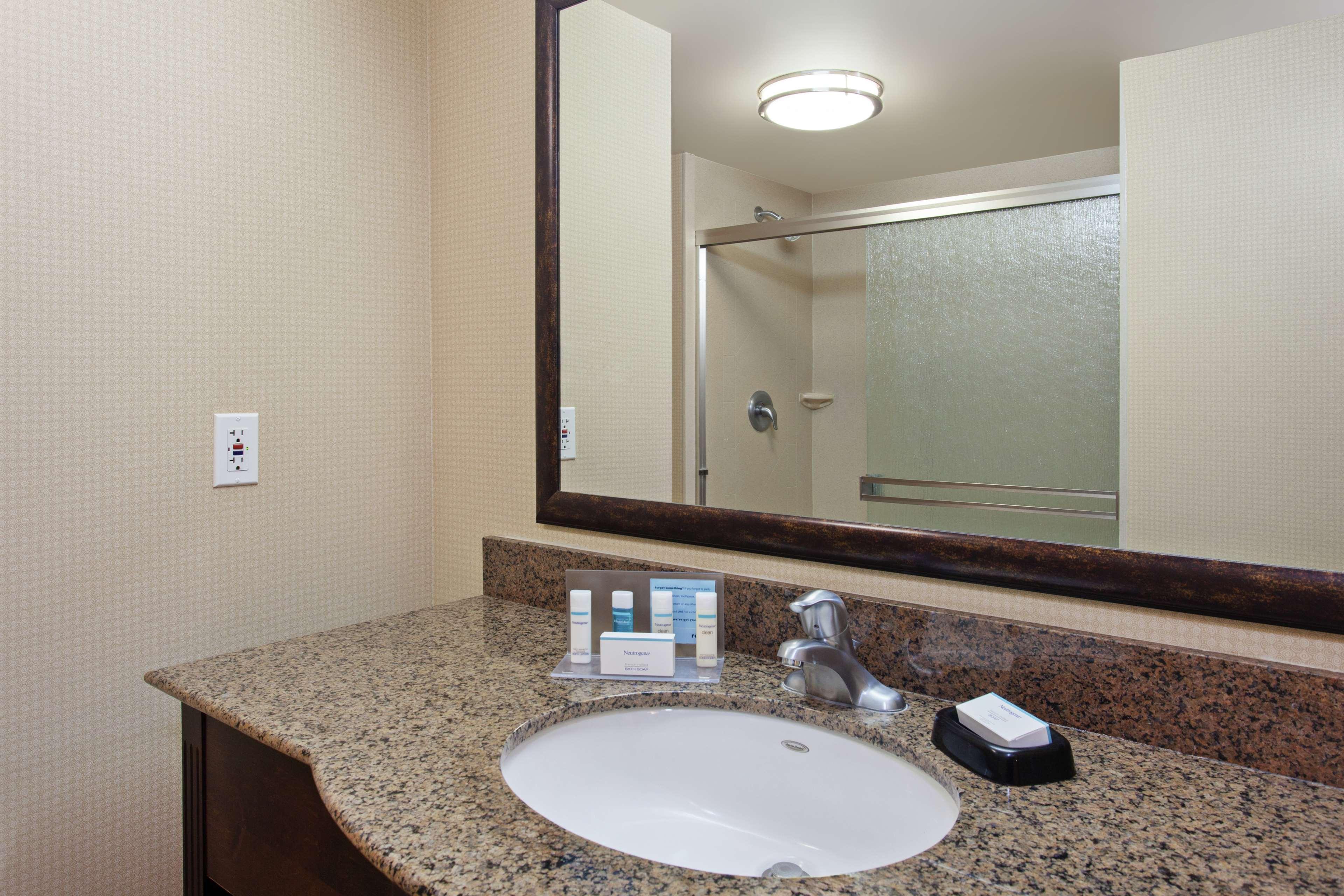 Hampton Inn & Suites Fresno - Northwest Herndon Eksteriør bilde