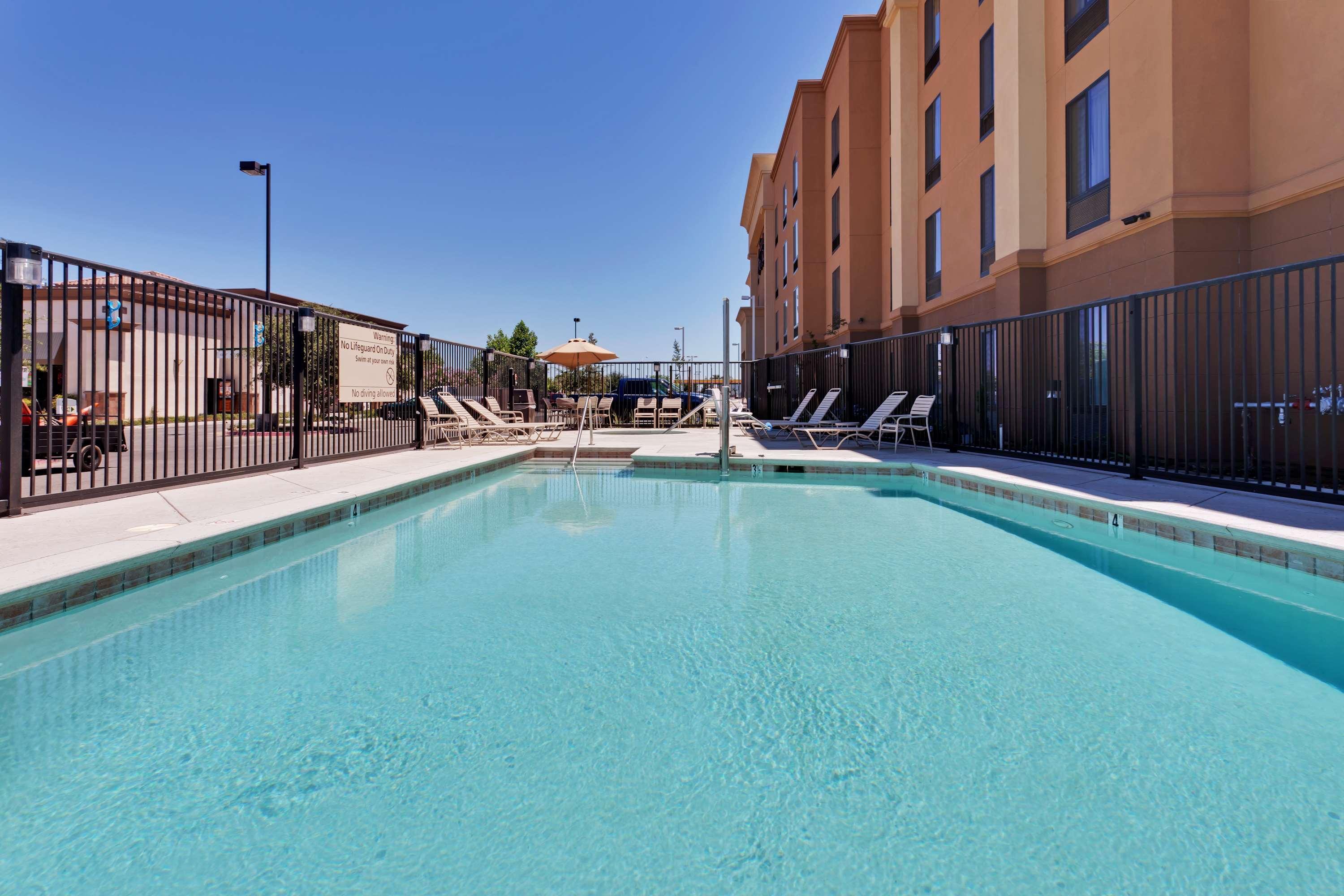 Hampton Inn & Suites Fresno - Northwest Herndon Fasiliteter bilde