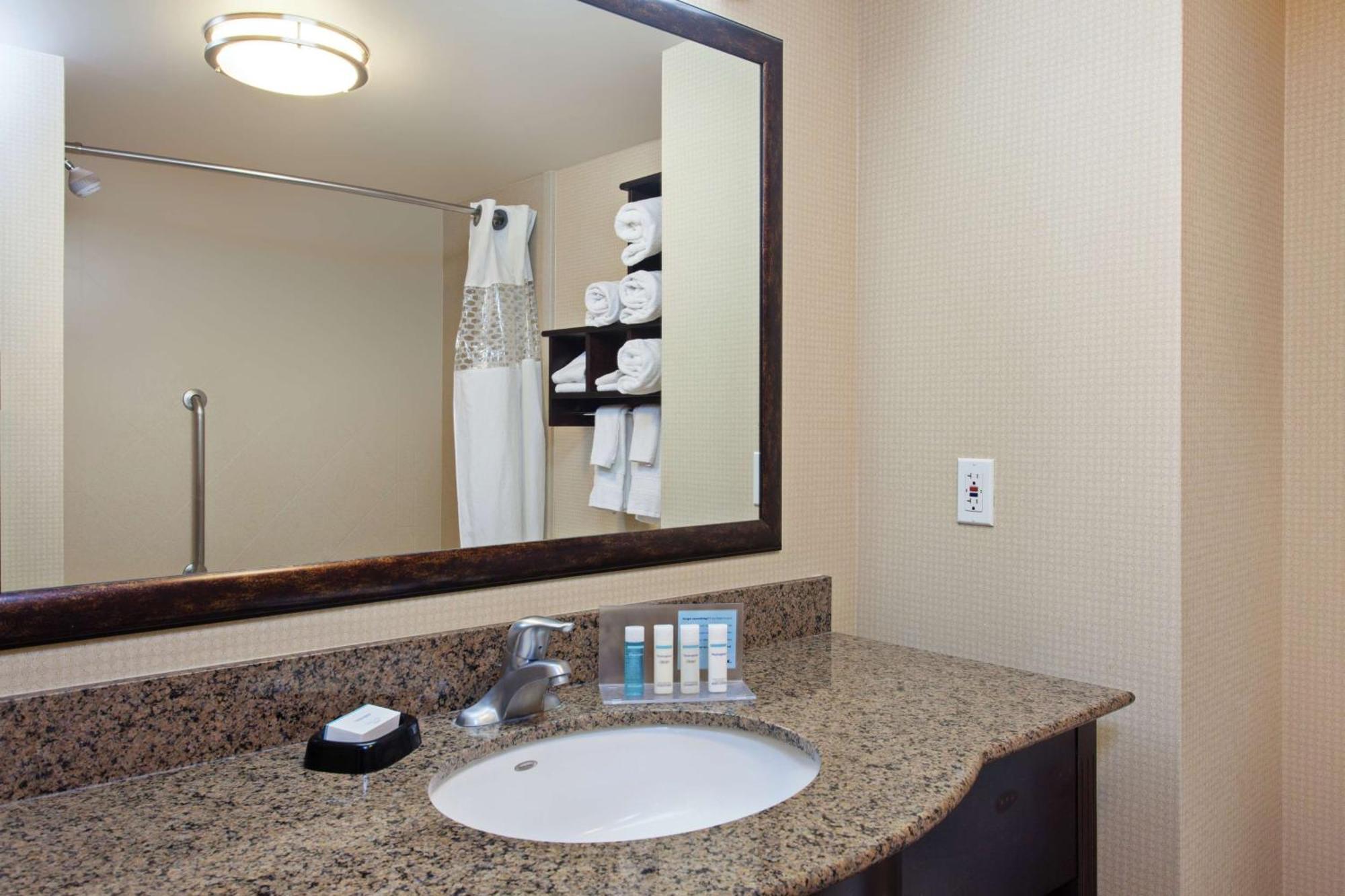 Hampton Inn & Suites Fresno - Northwest Herndon Eksteriør bilde